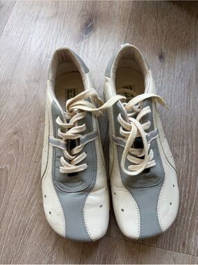 NWOB Vintage Y2K Diesel Cream & Grey Leather Bowling Sneakers